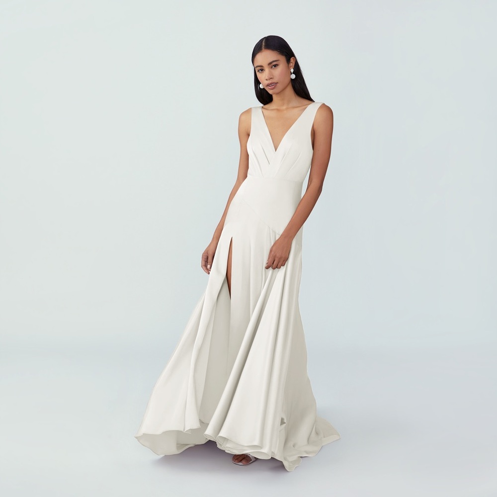 NWT, Fame & Partners, “Escala” Maxi Dress in Ivory Matte Satin